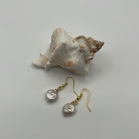SOLD Coin Pearl Earrings - Picture 2 of 6